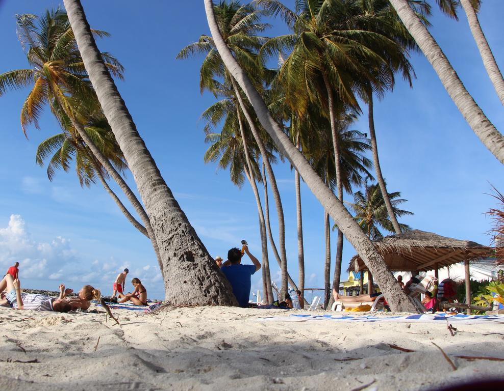 Hotel Water Breeze Maafushi Esterno foto